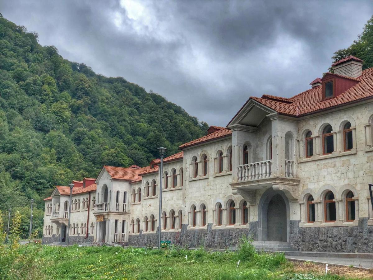 Hotel Vanatun, Haghartsin Monastery Teghut المظهر الخارجي الصورة