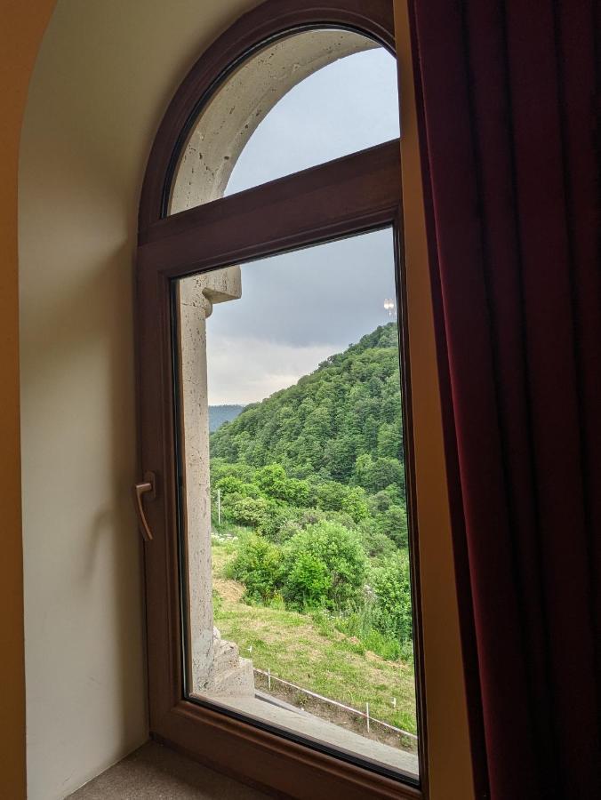 Hotel Vanatun, Haghartsin Monastery Teghut المظهر الخارجي الصورة